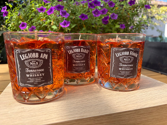 Whiskey by Pingu Dekor